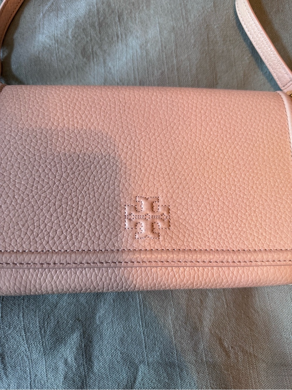 Tory Burch Blush Pink Pebbled Leather Crossbody Wallet - Picture 2 of 14